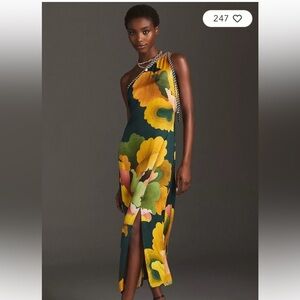 Absolutely stunning dress from Far from Rio brand new.